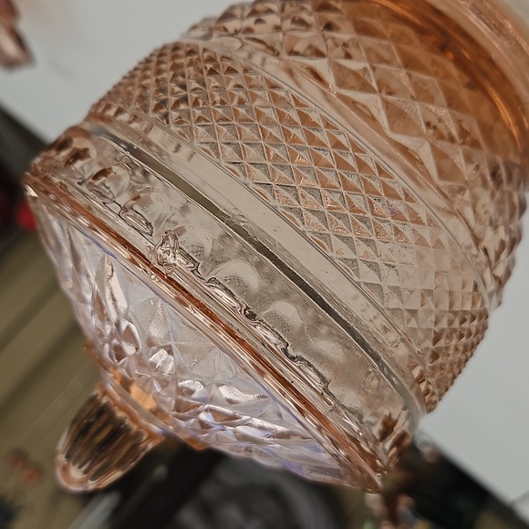 Vintage KIG Indonesia Peach/Pink Lidded Candy Dish - Picture 4 of 4